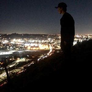 Meet your Posher, Leon